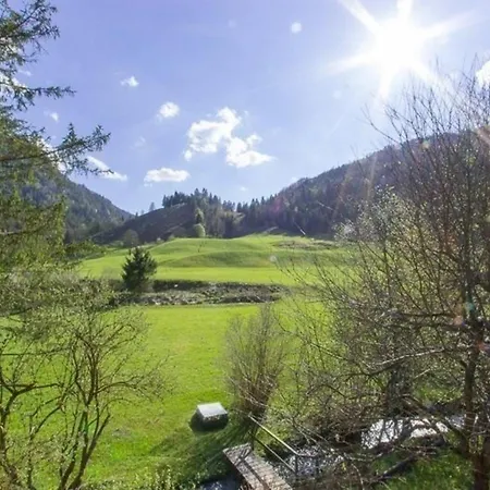 In Weissbach A D Alpenstrasse